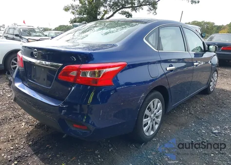 2017 Nissan Sentra S z USA, uszkodzony, nr VIN 3N1AB7AP7HY347770